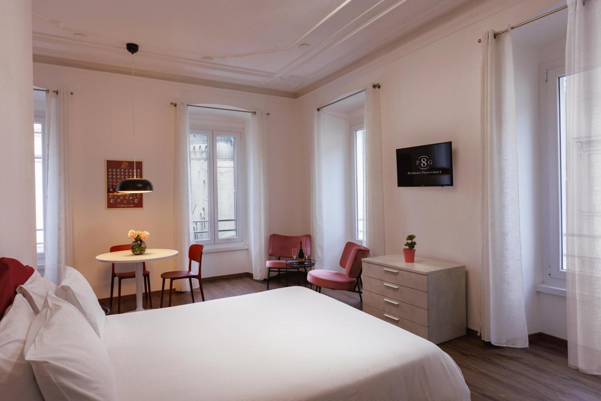 Residence Piazza Giotti 8 Trieste Bagian luar foto