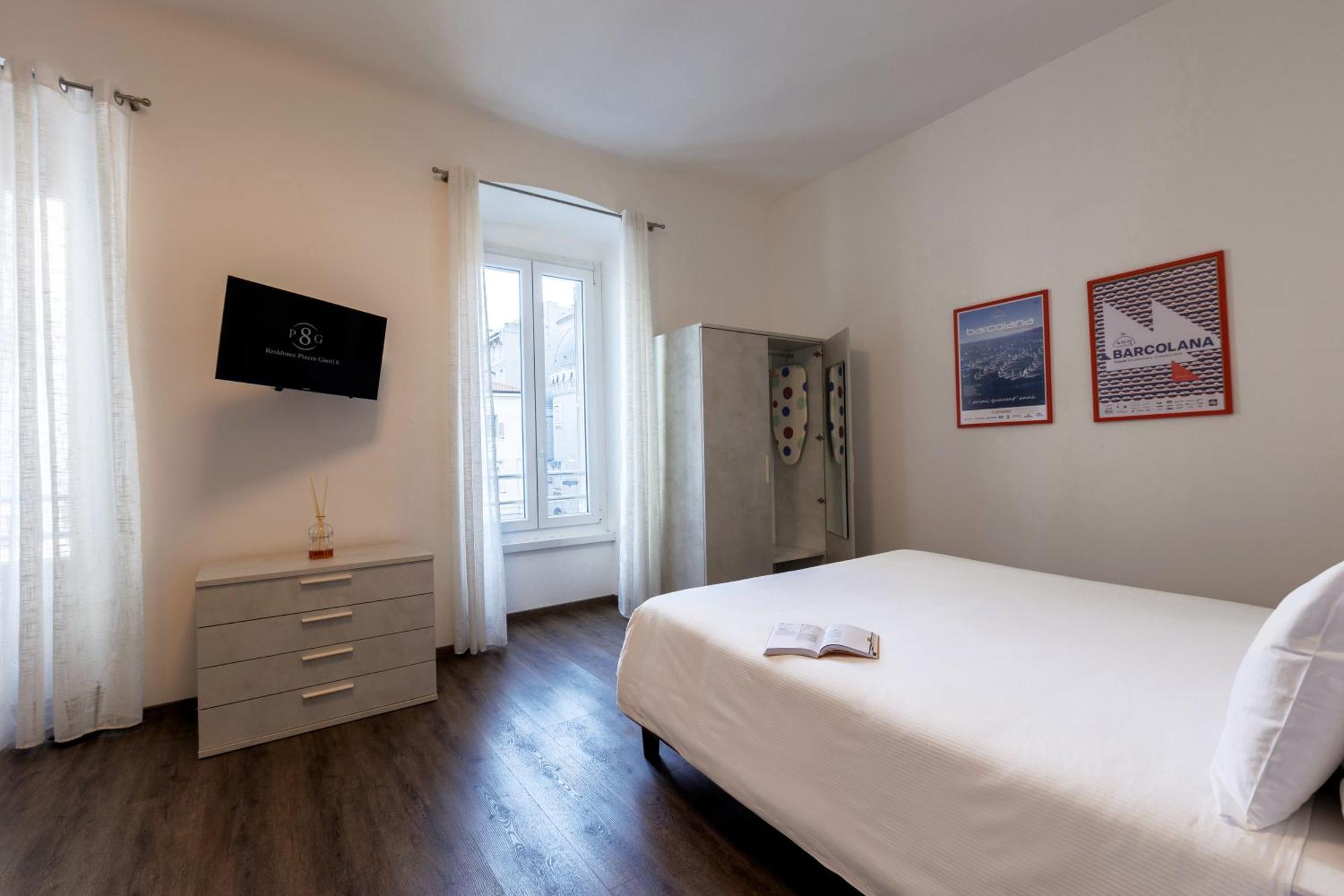 Residence Piazza Giotti 8 Trieste Bagian luar foto
